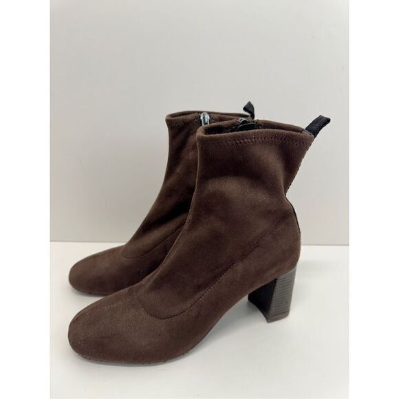 Donald J. Pliner Cattie Bootie Size 6.5 Brown Block Heel Round Toe Boots NEW - Picture 2 of 10